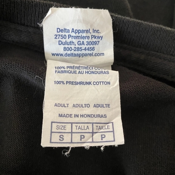 Delta Pro Weight T-Shirt Women’s Size Small Pug Black Junior’s Graphic Tee - Picture 7 of 7